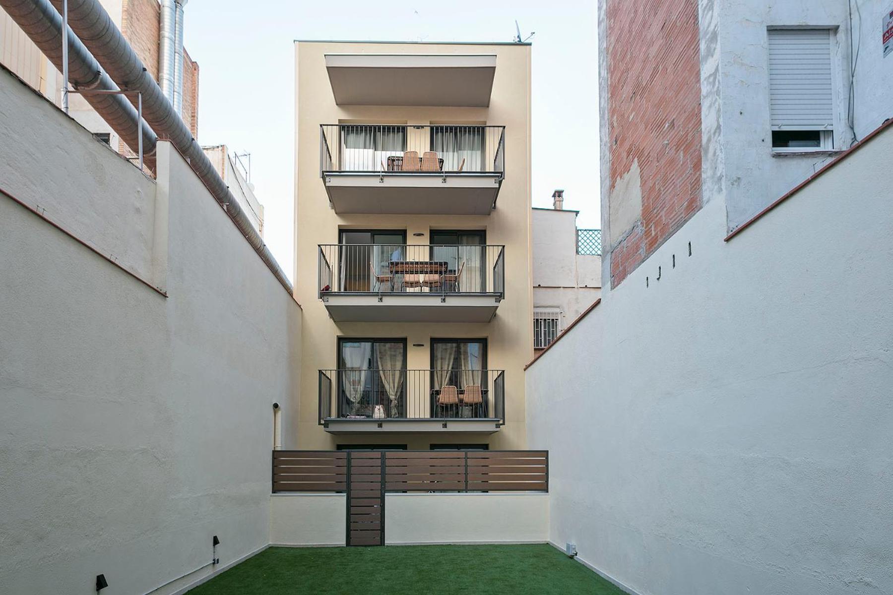 Bonito Piso Cerca Del Campo De Futbol De Barcelona Apartment L'Hospitalet de Llobregat Luaran gambar