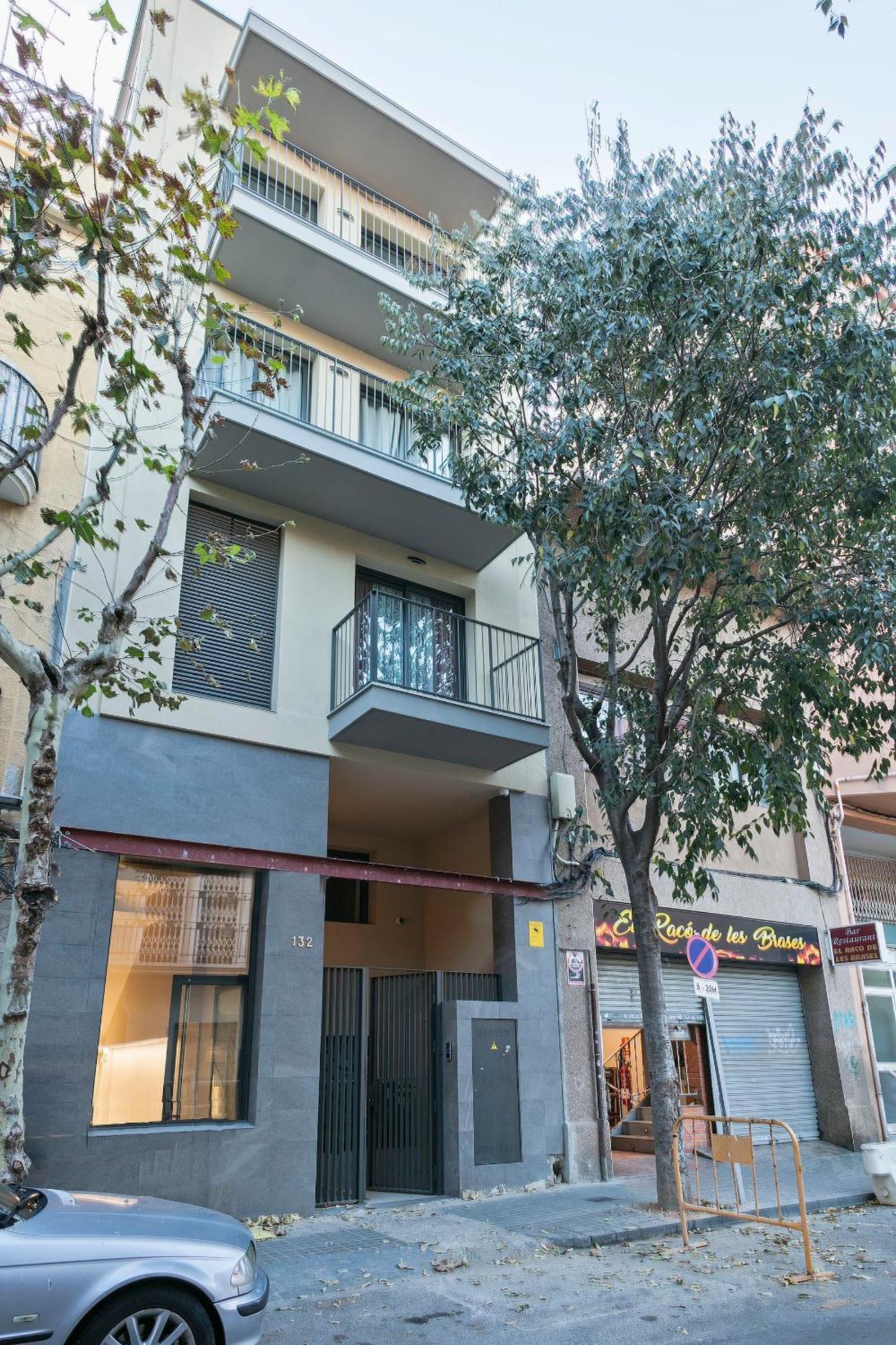 Bonito Piso Cerca Del Campo De Futbol De Barcelona Apartment L'Hospitalet de Llobregat Luaran gambar